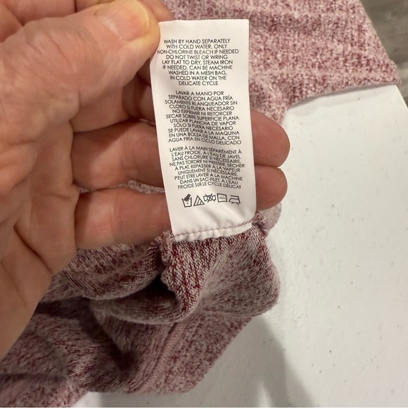 CAbi Long Sleeve Henley Top Burgundy Heather #4200 Soft Comfy Tee Women’s Size M - Picture 9 of 11